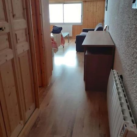 Grand Appartement Aux Rousses Au Dessus De La Meublerie Du Bois De L'Ours Les Rousses Extérieur photo